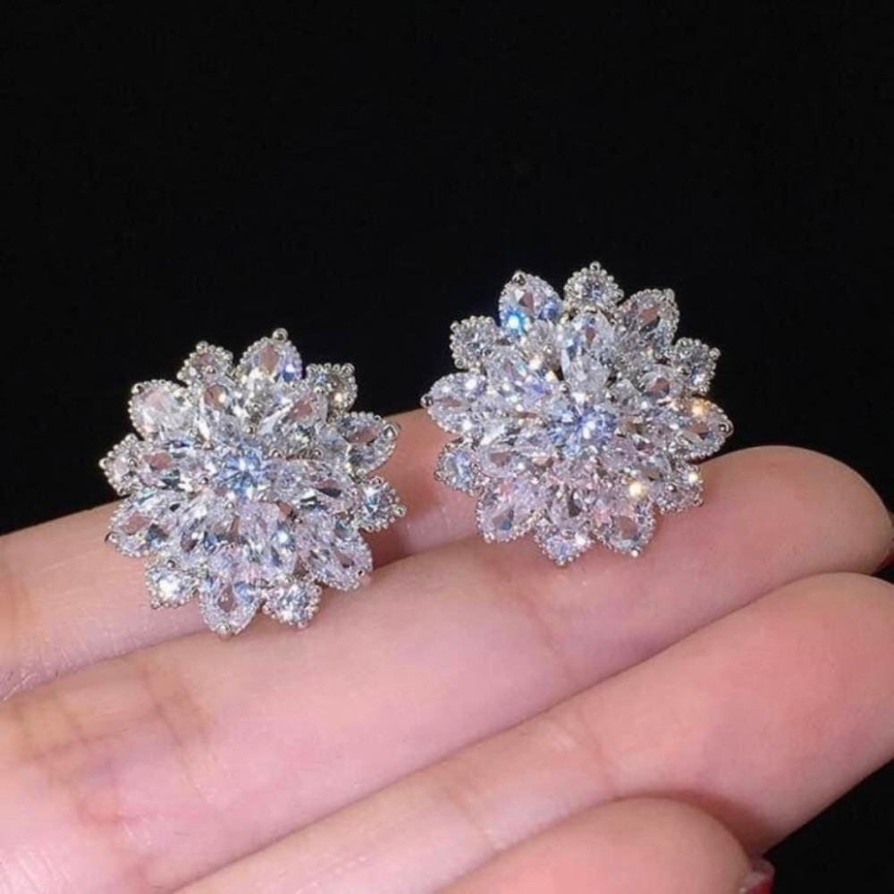 Sparkling Floral Silver Crystal Stud Earrings - White